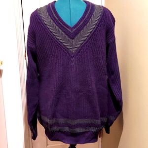 Men's Vintage V-Neck Sweater